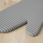 KITCHENAID Ribbed Soft Silicone Oven Mitt 2-Pack Set - Image 3