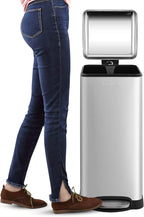 happimess HPM1007D Betty Retro 8-Gallon Step-Open Trash Can - Image 6